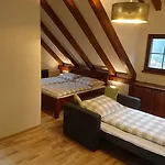 Jezirko Lesni Restaurant &