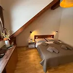 Jezírko Lesní Restaurant&penzion Casa de hóspedes