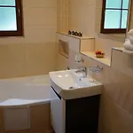 Jezirko Lesni Restaurant & 3* Jáchymov