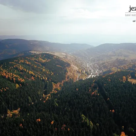 Jezirko Lesni Restaurant & Πανσιόν Jachymov